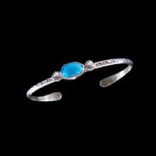 Heirloom Quality Navajo Handcrafted Turquoise Bracelet